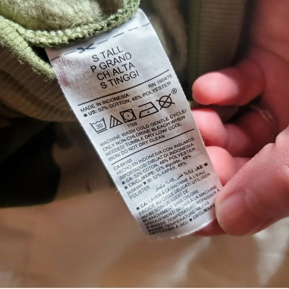 Old Navy Women's Green Camo Joggers Size Small Tall - Picture 15 of 15